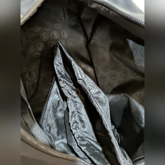 NWT Travis Mathew Lateral Duffle Bag - Picture 7 of 9